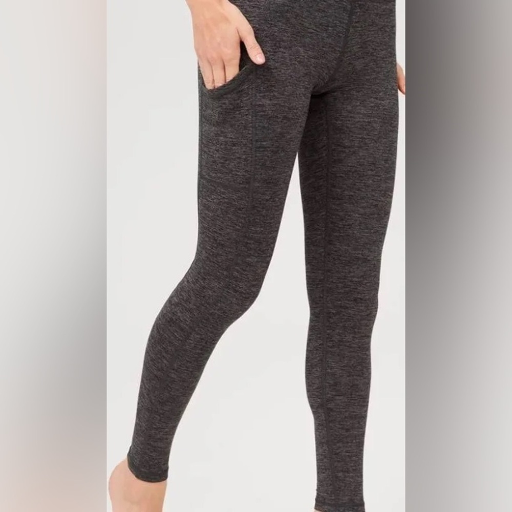 AERIE Offline The Hugger Pocket Leggings